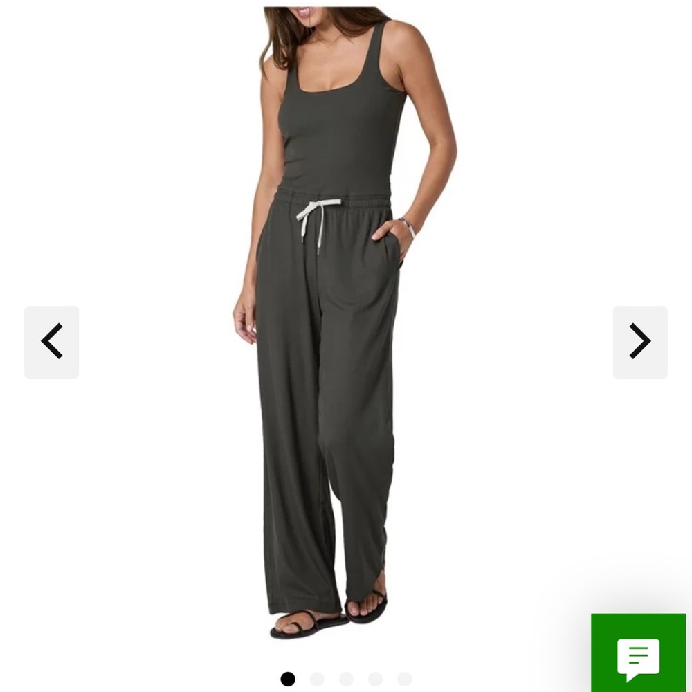 NWOT Vuori Pose Scoop Jumpsuit